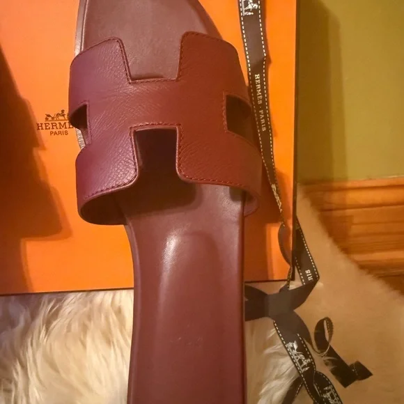 AUTHENTIC❗️Hermes Rouge H Oran Sandal - Picture 8 of 13